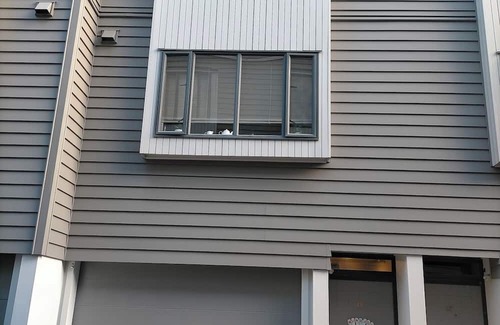 Parnell House | Parnell! Elegant & Modern 3Bedrooms Townhouse with Patio+ Garage-Auckland CBD