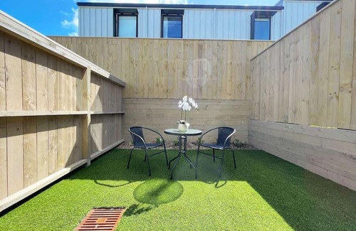 Grey Lynn House | City Gem Greenery Backyard 2BR vs Free Parking AC