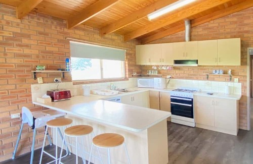 Poowong Other | Rolling Hills Retreat