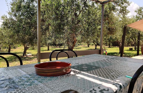Agia Cottage | The Cottage is non-smoking , has an outdoor dining area, barbecue and a garden.