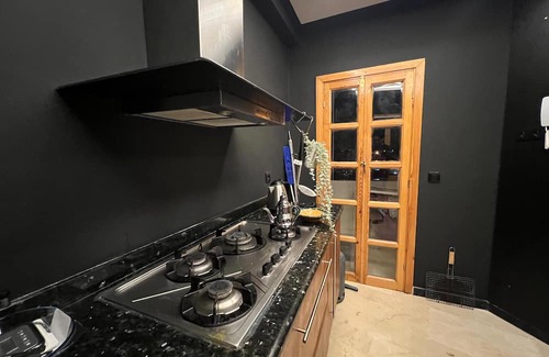 RACINE EXTENSION Apartment | 3-bedroom apartment in charming Casablanca with WiFi, AC. Start your adventure