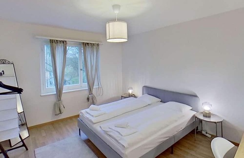 Seebach Apartment | Basic 3BR Flat with Balcony in Zurich