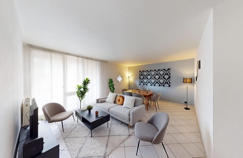 Ormetteau-Port Apartment | Charming 3-bedroom apartment in delightful Créteil with WiFi