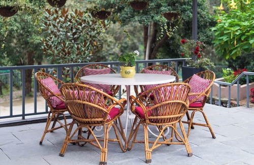 Bhimtal Villa | Scenic 4BHK Villa in Bhimtal with Lake Views & Bonfire Nights