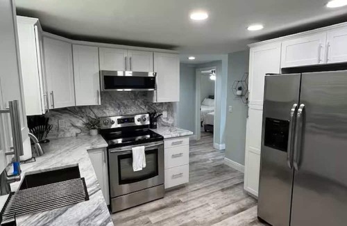 Palm Terrace Estates House | Open Home Suites - 3 bed 1 bath