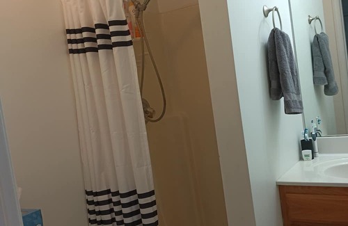 Manchester House | 2-bedroom house in lovely Manchester TN; Easy Access to Bonnaroo Festival 2025