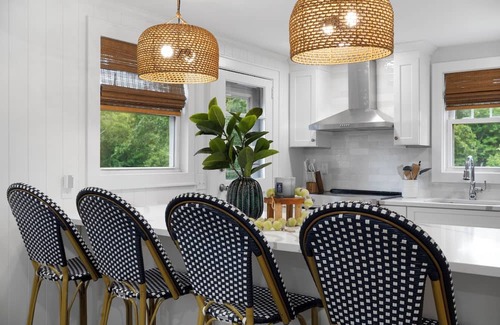 West Mystic House | Cozy 1-bedroom house within walking distance to Downtown Mystic!
