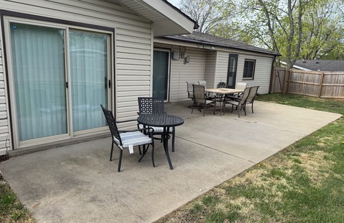 Glencoe House | Charming 3-bedroom house with AC, WiFi in amazing St. Louis