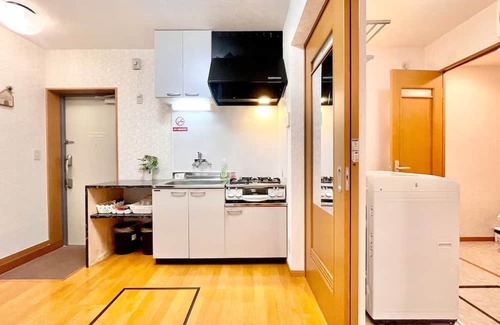 Hyakunincho Apartment | Takadanobaba 101, centrally located in Shinjuku-ku.