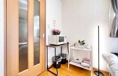 Hyakunincho Apartment | Takadanobaba 101, centrally located in Shinjuku-ku.