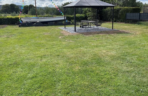 Rinteln House | Vacation home Weserblick, House Forelle. Directly on the Weser, in the town of Rinteln.