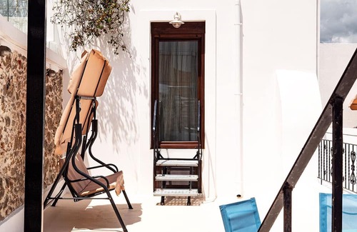 Kouroutai Apartment | Papoura Pool Apartment
