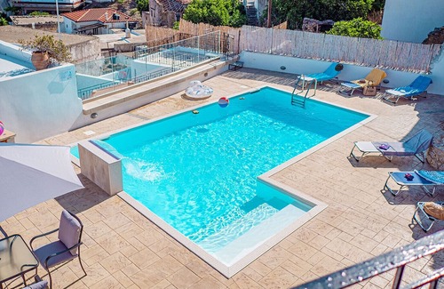 Kouroutai Apartment | Papoura Pool Apartment