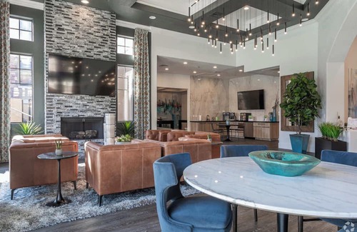 Glendale Sports and Entertainment District Apartment | Boulevard Stays 1BR by Stadium Pool, Parking, Gym 02