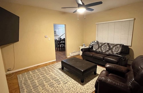Bay City House | Haven house in delightful Bay City with WiFi