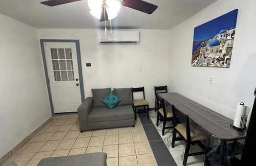 Bonanza Apartment | Charming 2-bedroom apartment with WiFi, AC in superb Laredo