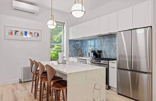 Bedford-Stuyvesant Apartment | Decatur Place by Rove Travel | 1BR Chic Apartment