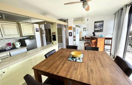 Port-la-Nouvelle Apartment | Residence Le Splendor - BACKGROUND: Air-conditioned T3 VASTE in the DRC with large terrace