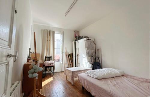 Cachan House | Cheap room next to train B, easily go to center Ville