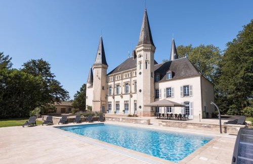 Cuisery Apartment | Villa Elise open for 15 guests beautiful