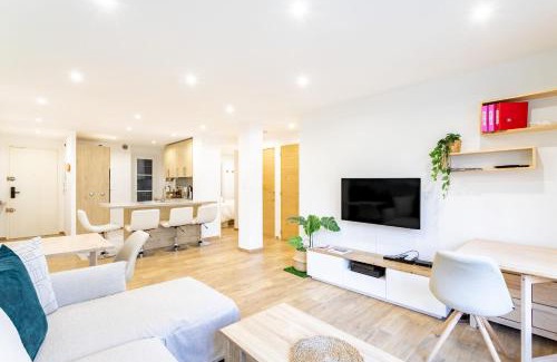 Toulon Apartment | Marvelous air-conditioned and renovated T3 with balcony and elevator