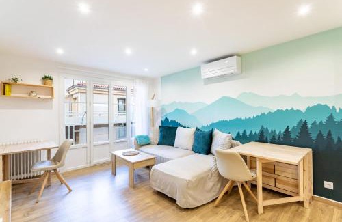 Toulon Apartment | Marvelous air-conditioned and renovated T3 with balcony and elevator