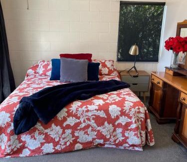Swanson Bed & Breakfast | Swanson-Waitakere Stay in Scenic Sunrise