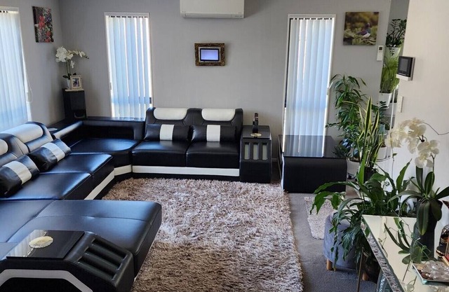 New Built Home, 5min. from Auckland International/Domestic Airport
