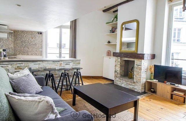 Charming flat in the heart of Le Marais- GetHosted