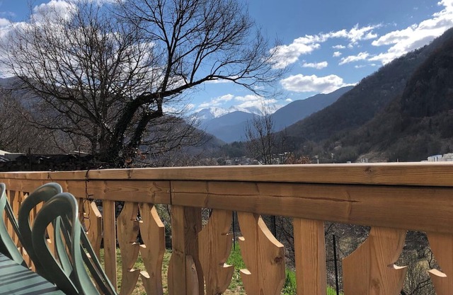 Chalet 8 Personnes au Pied de Chemins de Randonnées Proche des Stations Dhiver