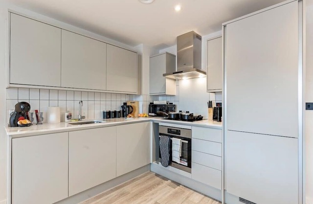 Meadow Haven 2 BED 2 BATH + Parking + Netflix