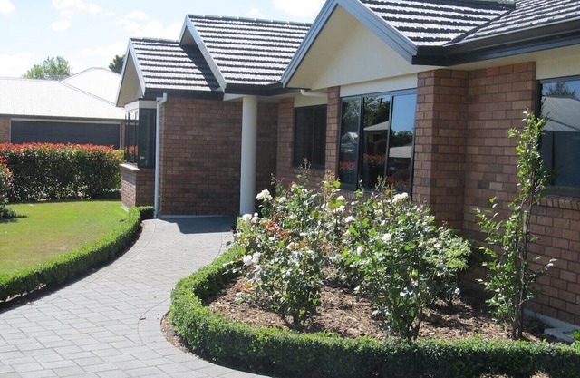 City Haven, peaceful Bnb twin room close to the city