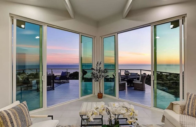 Discover the Charm of Golden Gate Avenue