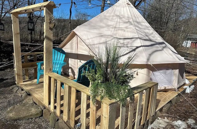 Creekside Yurt