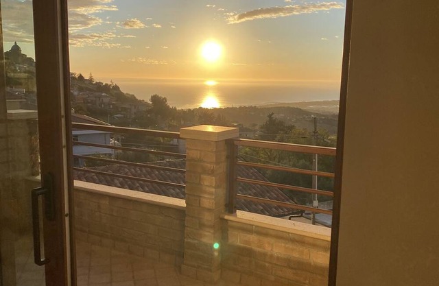 𝓢𝓮𝓽𝓪 𝓵𝔂𝔁𝓾𝓻𝔂 𝓫&𝓫