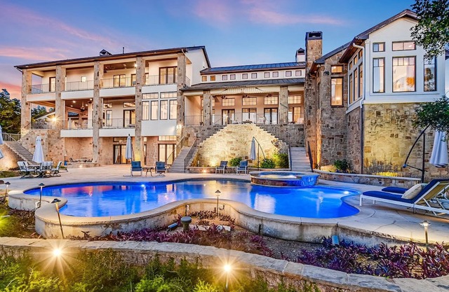 Magnificent Eagle Ridge Mansion - Barton Creek
