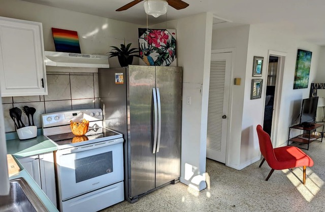 Downtown Lake Worth Beach Casita