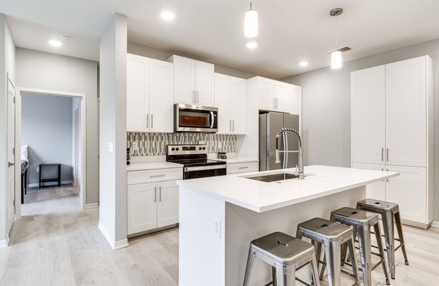 New-Build Bloomington Apartment ~ 3 Mi to Downtown
