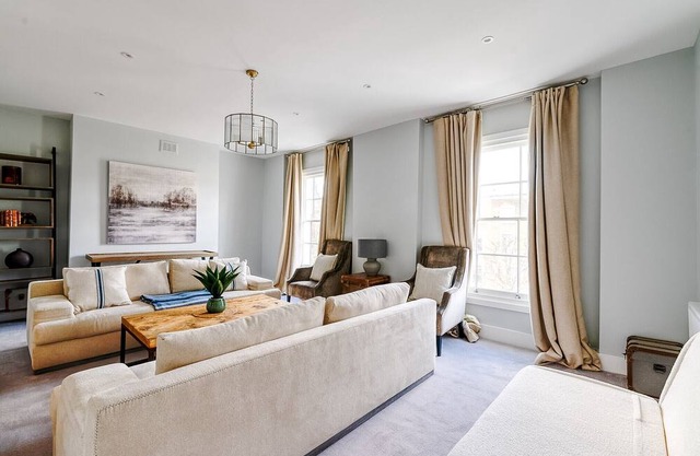 Grandeur Islington Home