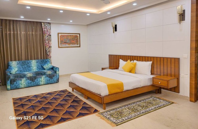 BnBBuddy- Pratishtha 1 @2bhk, DLF Phase 1 Gurugram