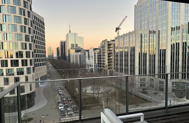 2 Bedroom Apartment With Beautiful View in Brussels City