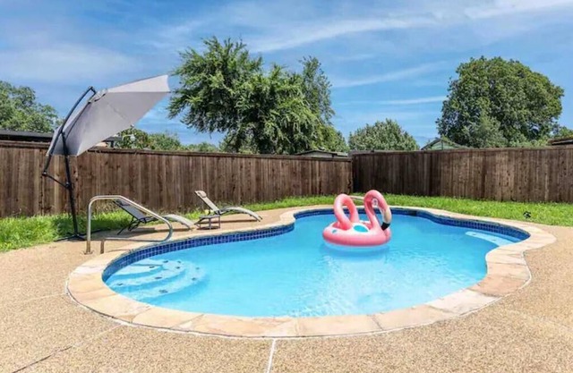 The pool home in Dallas