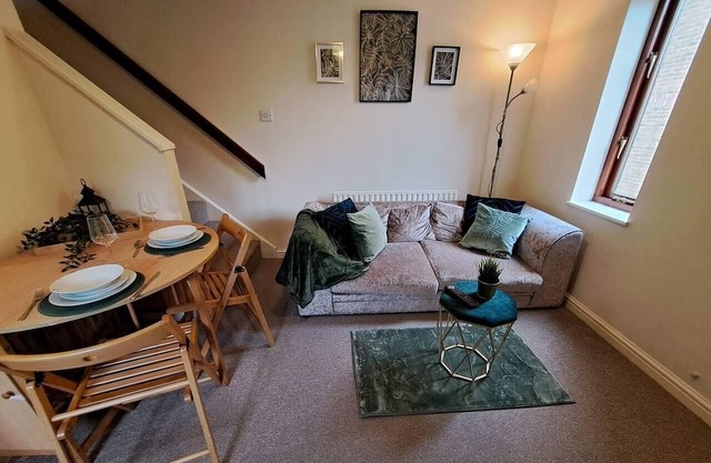 Lovely 1-Bed House in Milton Keynes