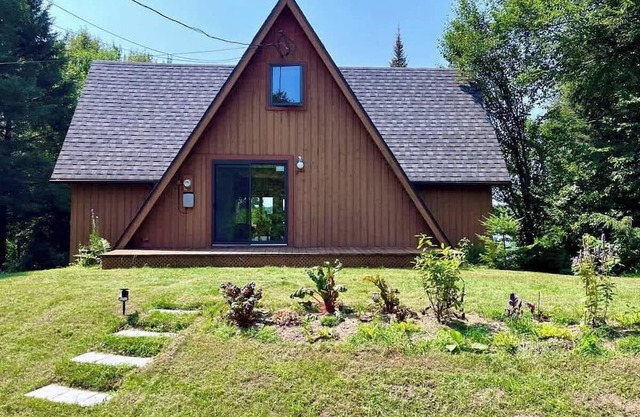 Comfort & Lake Access | Au Pic du Lac