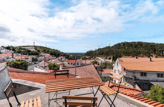 Holiday Home 'Between Mountain and Sea' with Mountain View, Private Terrace and Wi-Fi