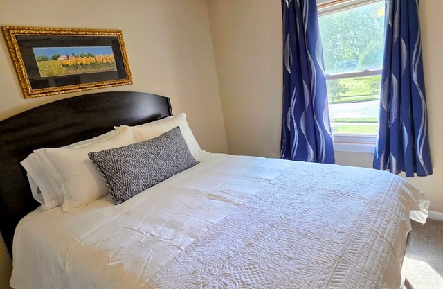 Stylish 3BR Home in Omaha, Comfort Awaits You!