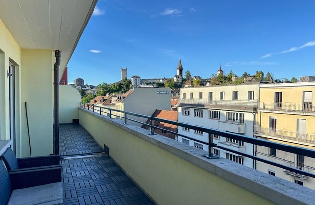 Lucern 2-BR Flat w Netflix Top location