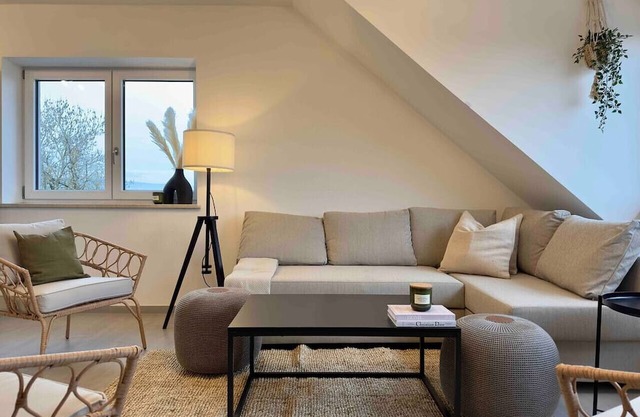 Modern apartment with kitchen & parking