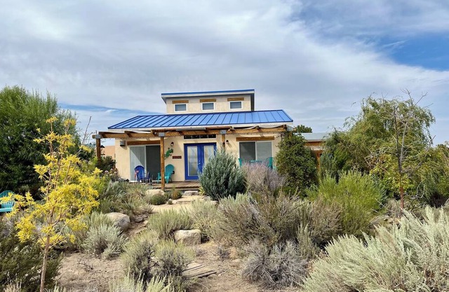 Casita Azul- sanctuary at the foot of the Sierra Nevada