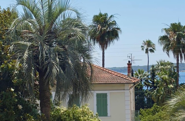 Marilyn Beach - Sea view, terrace & private garage